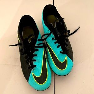 Nike hypervenom soccer cleats